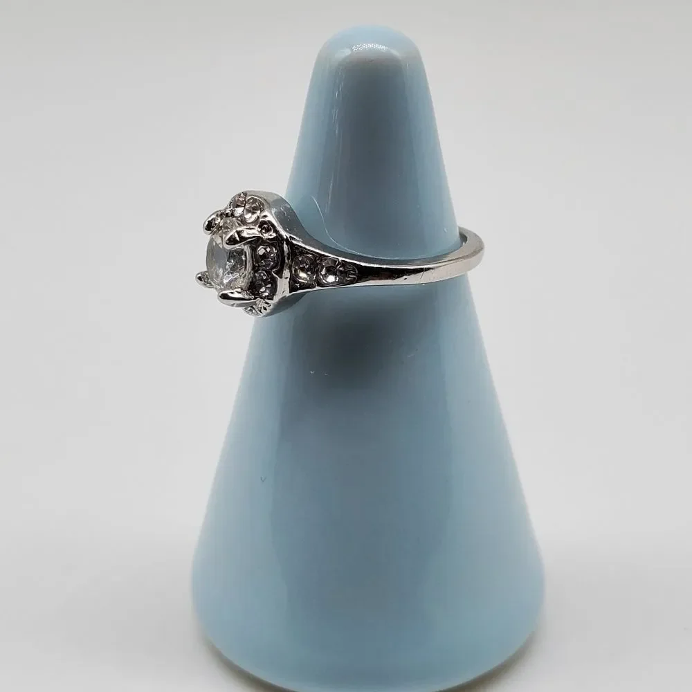 CZ Fashion Ring - Picture 1 of 6